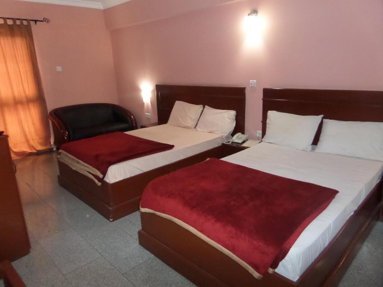 Hotel Newcastle Lagos Exterior photo